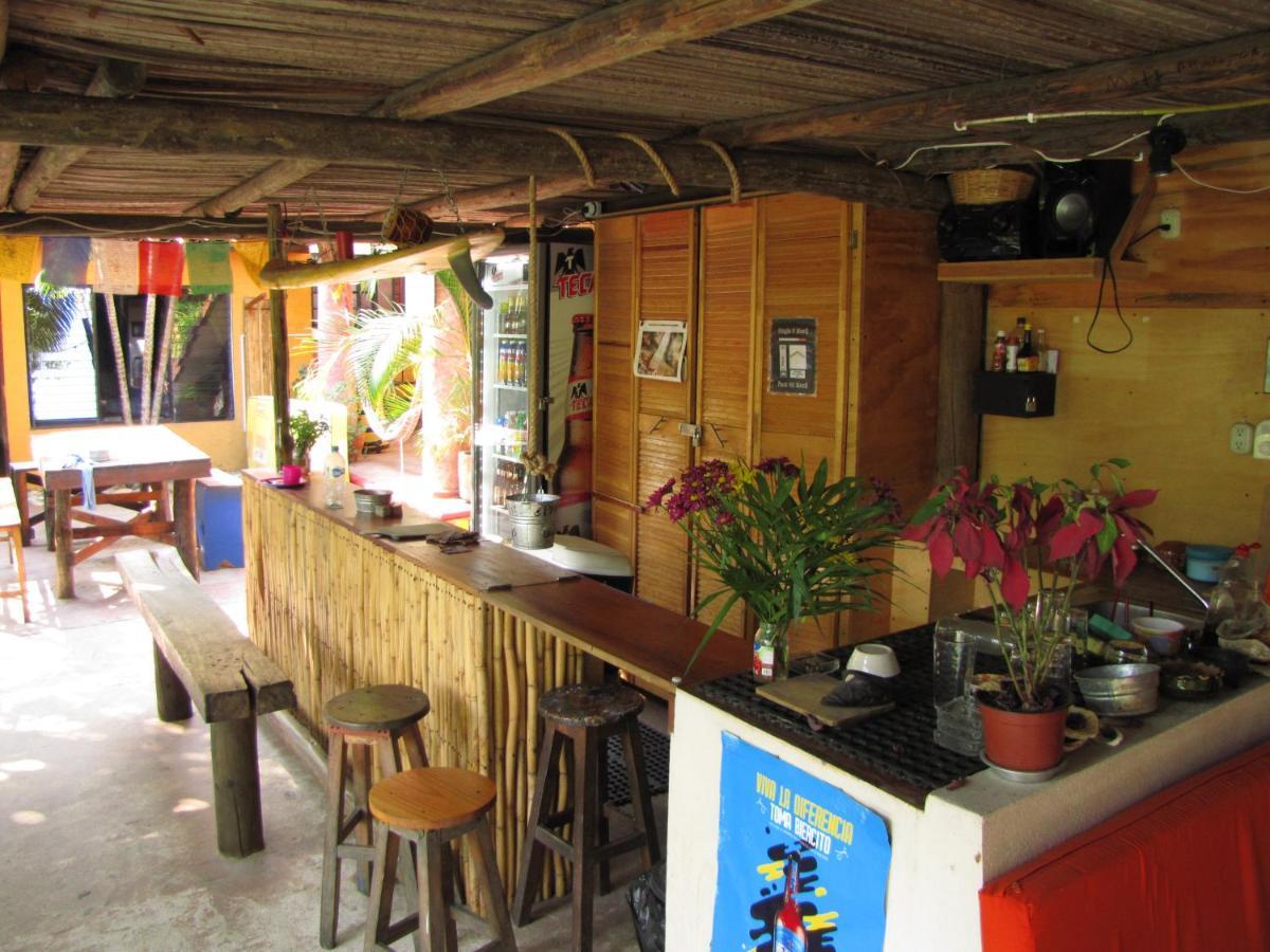 Tower Bridge Hostel Puerto Escondido  Eksteriør bilde