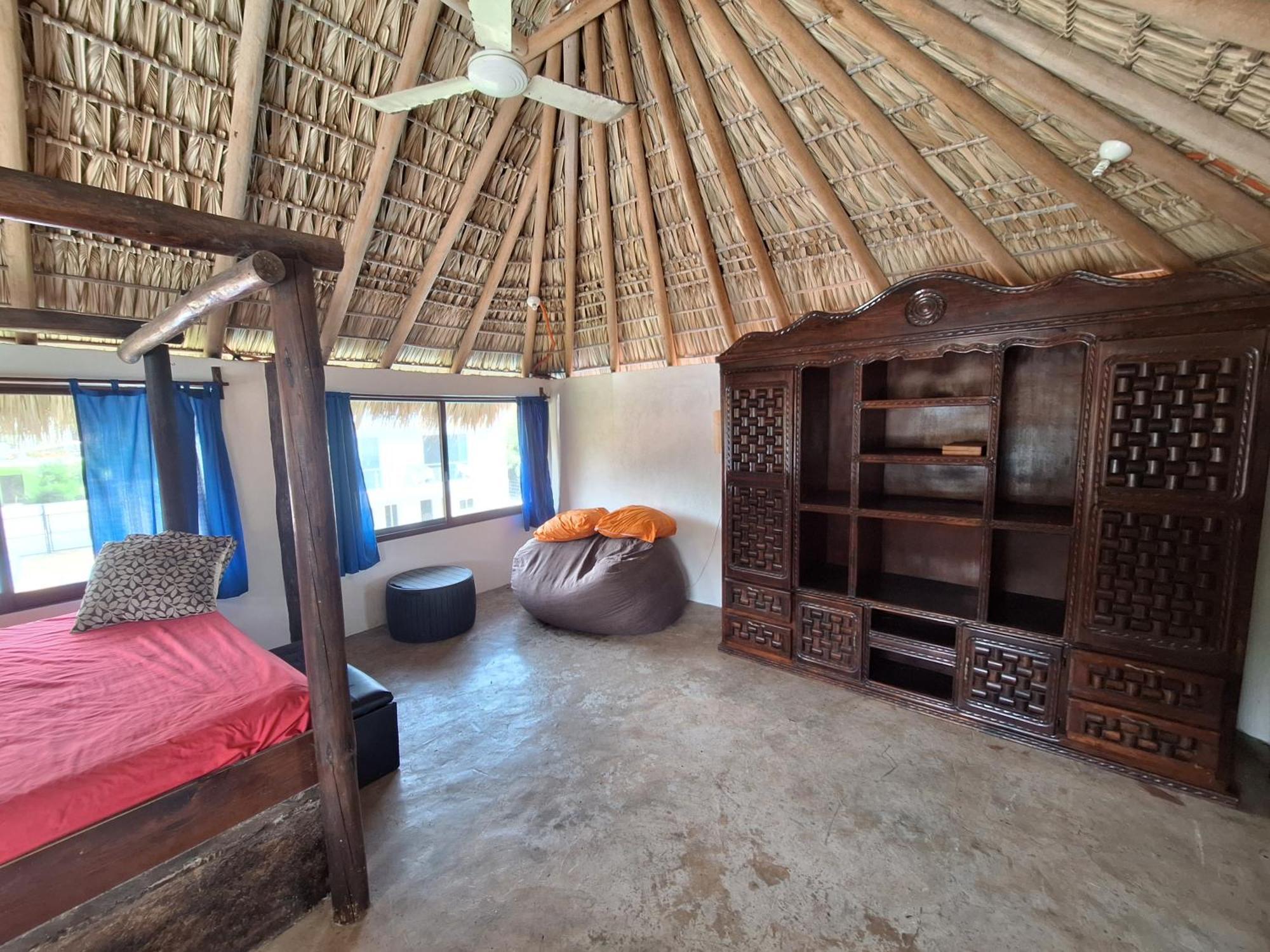 Tower Bridge Hostel Puerto Escondido  Eksteriør bilde